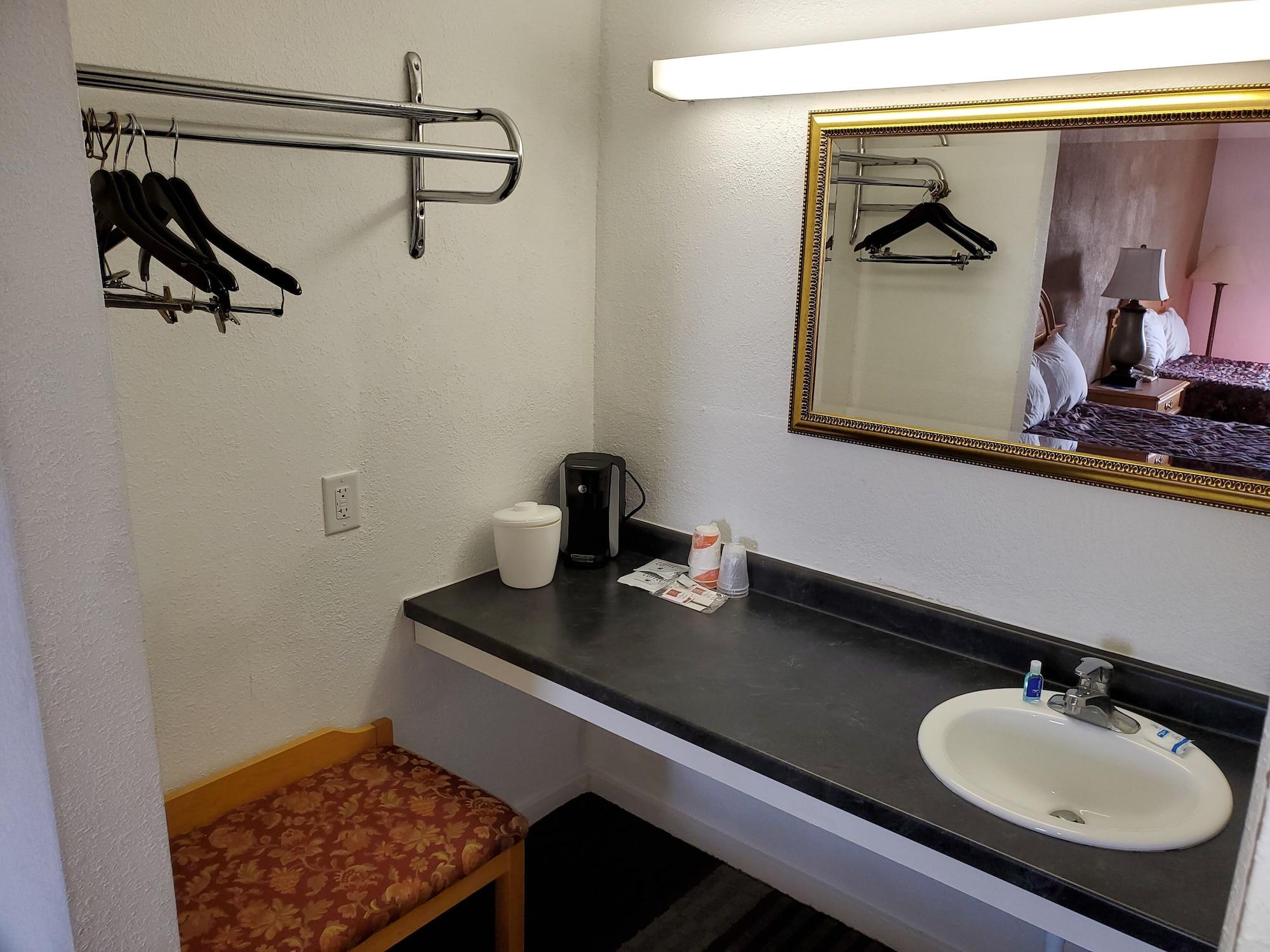 Rodeway Inn Brazil المظهر الخارجي الصورة