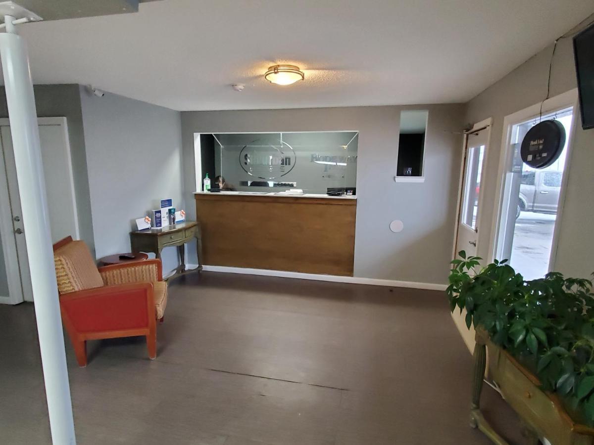 Rodeway Inn Brazil المظهر الخارجي الصورة