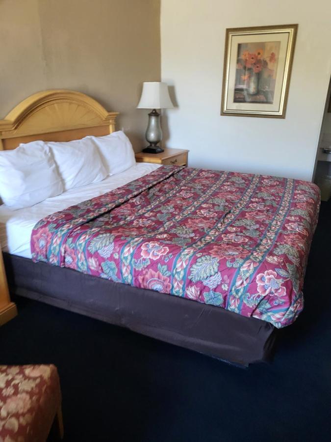 Rodeway Inn Brazil المظهر الخارجي الصورة