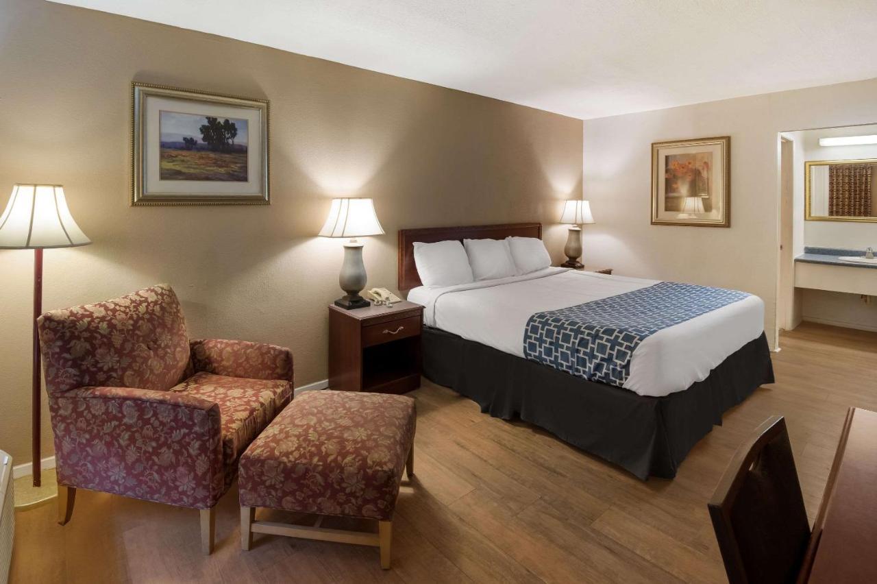 Rodeway Inn Brazil المظهر الخارجي الصورة
