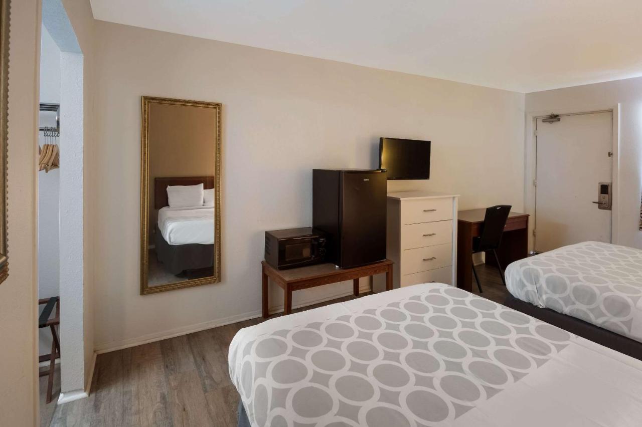 Rodeway Inn Brazil المظهر الخارجي الصورة