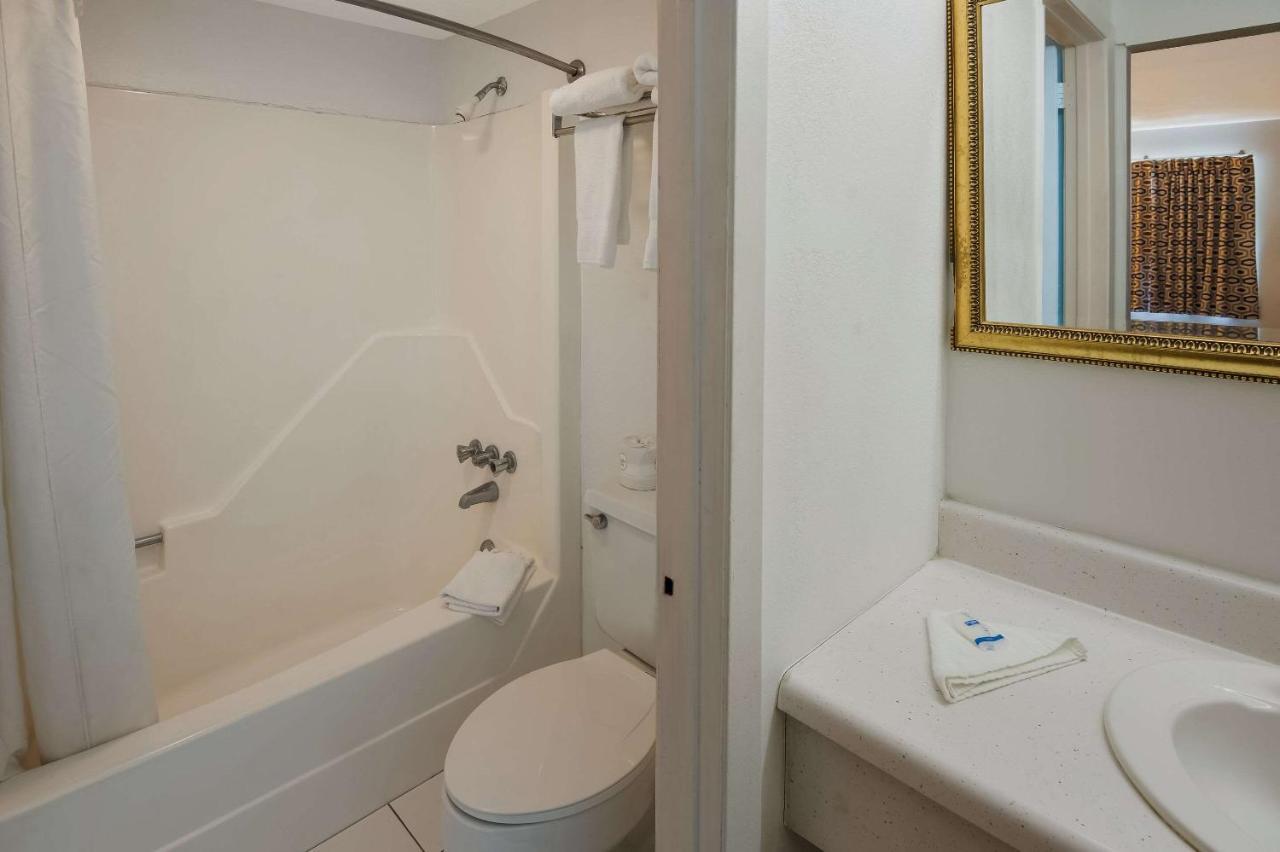 Rodeway Inn Brazil المظهر الخارجي الصورة